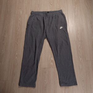 Nike Sportswear Club Fleece Sweat Pants Men's Large Open Hem Gray Casual